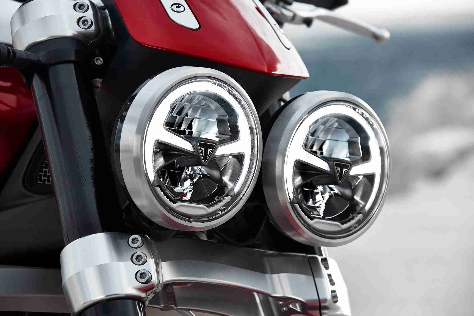 2019 Triumph Rocket 3 R and GT headlight