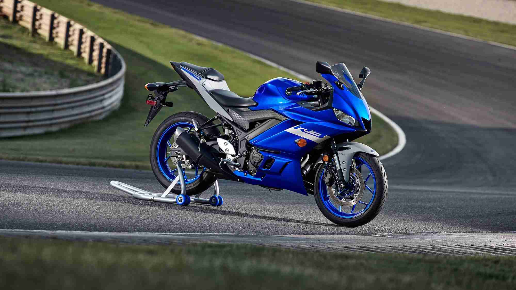 2020 Yamaha YZF-R3 HD wallpaper | IAMABIKER - Everything Motorcycle! 2020 Yamaha YZF-R3 HD wallpaper | IAMABIKER - Everything Motorcycle!