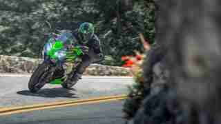 2020 Kawasaki Ninja 650 HD wallpaper