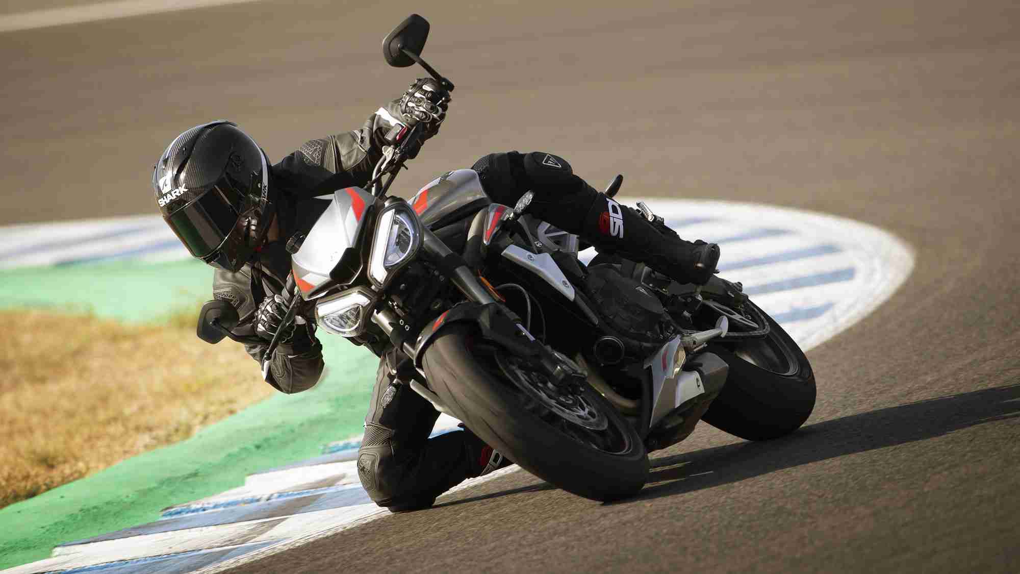 2020 triumph street triple rs exhaust