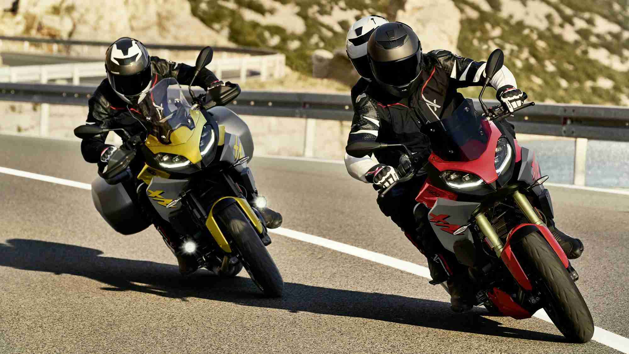 BMW F 900 XR HD high res