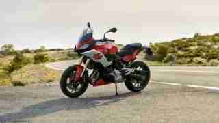 BMW F 900 XR HD high res