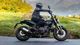 Benelli Leoncino 800 high res images