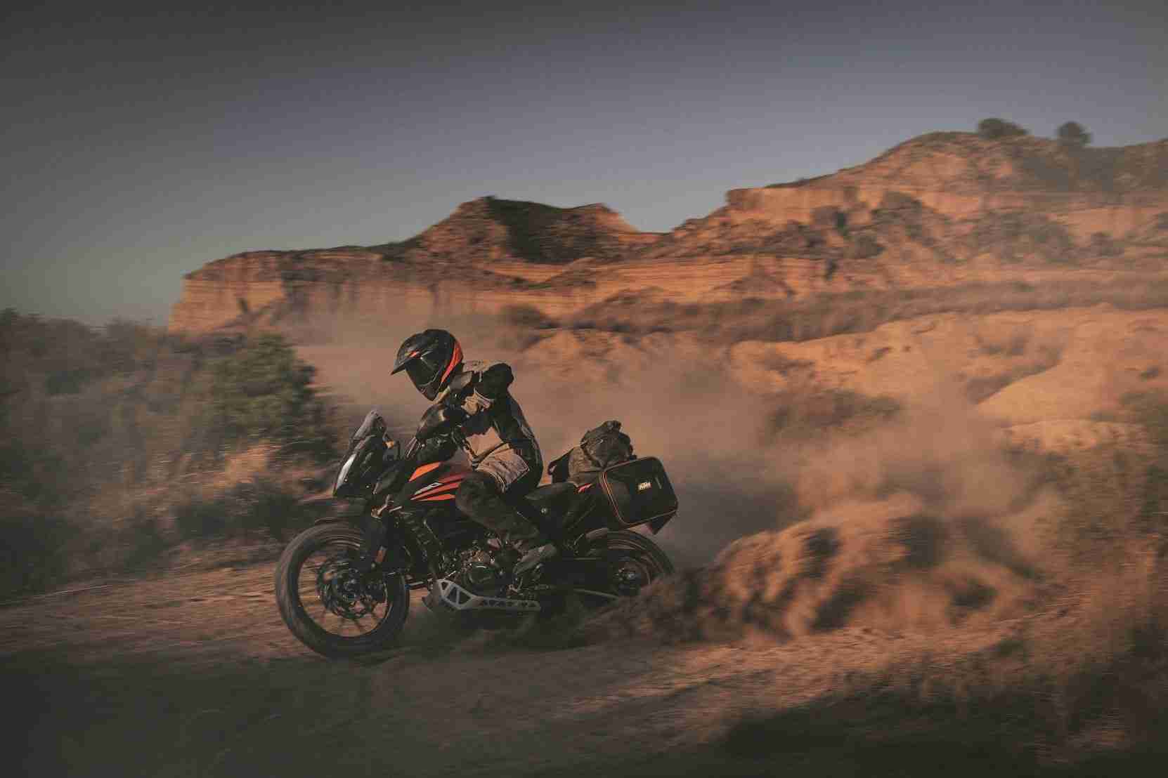 KTM 390 Adventure official pics
