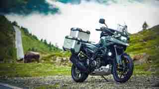 Suzuki V-Strom 1050 high res images