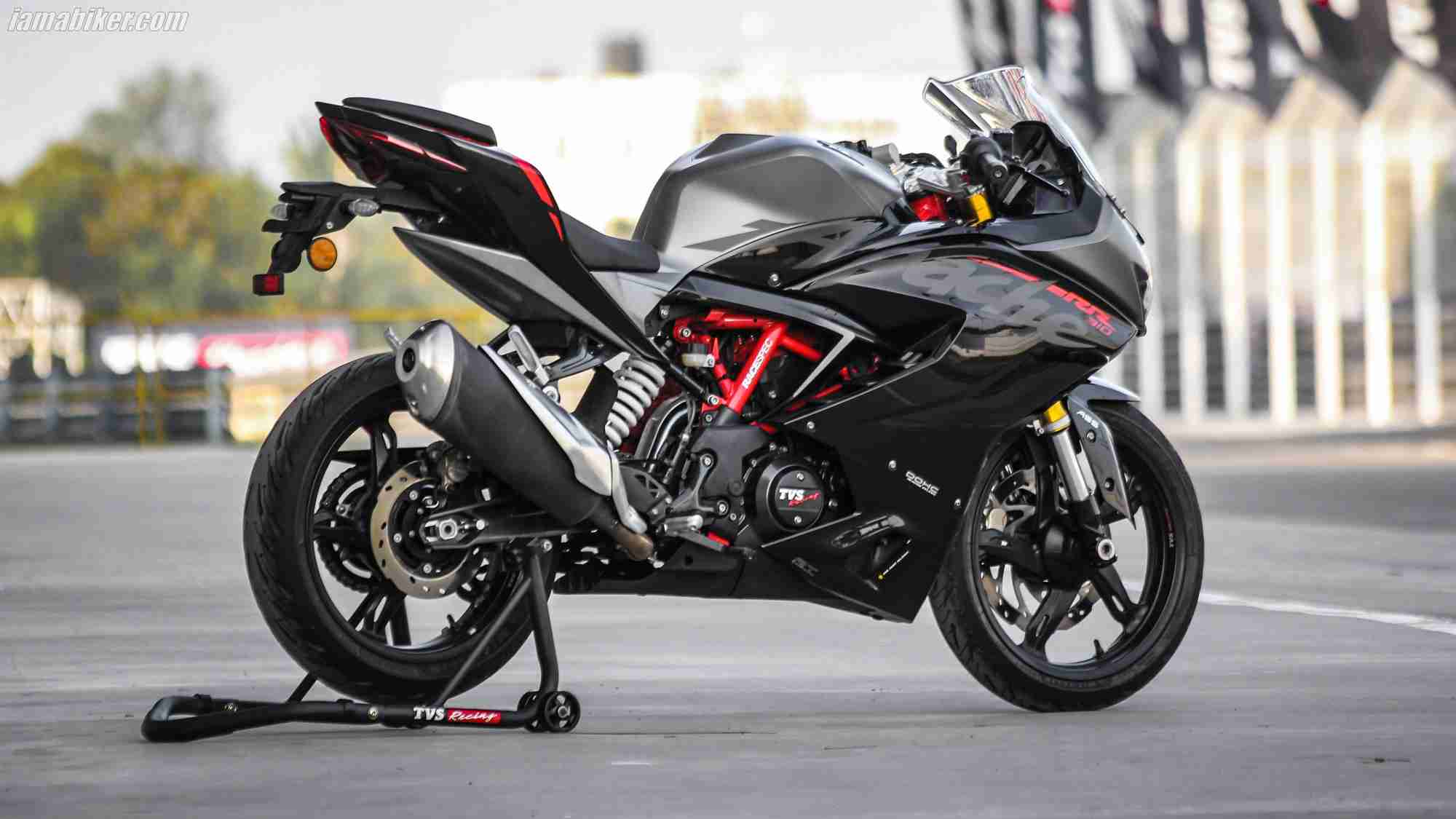 TVS Apache RR310 Action Image  BikeWale