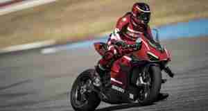 2020-ducati-panigale-v4-superleggera