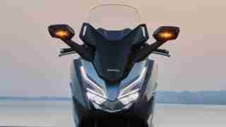Honda Forza 300 India headlight and indicator