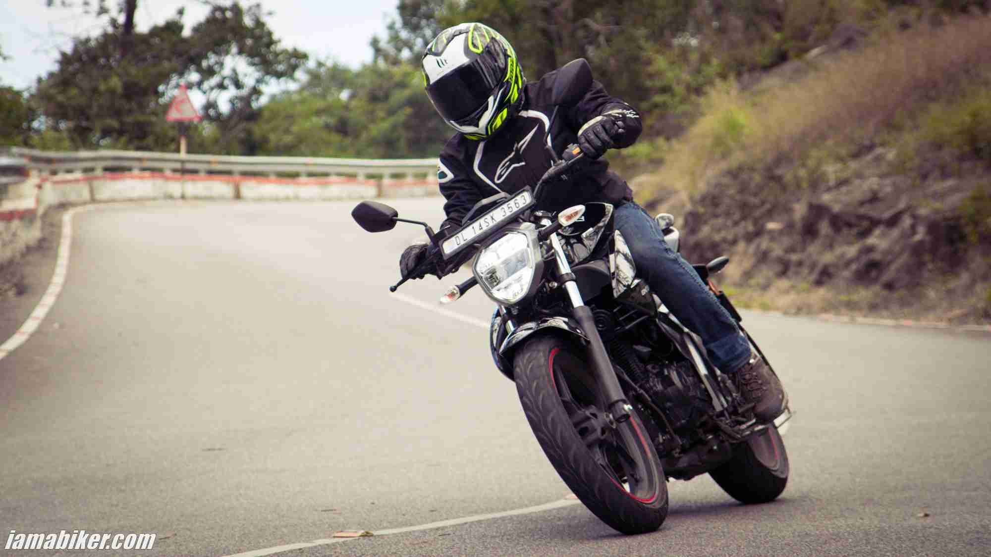 Suzuki Gixxer 150 review