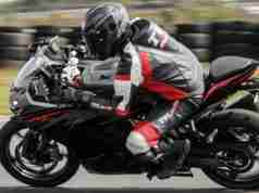 TVS Apache RR 310 BS6 review