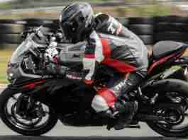 TVS Apache RR 310 BS6 review