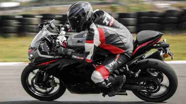 TVS Apache RR 310 BS6 review