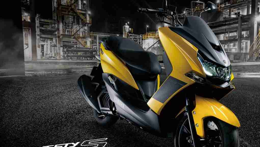Yamaha Majesty S 155cc Maxi-Scooter Wallpaper