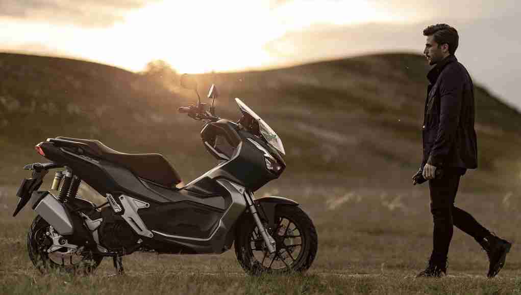Honda ADV150 wallpaper