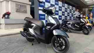 Yamaha Fascino 125 Fi black colour option