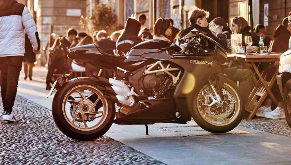 MV Agusta Superveloce 800 black HD wallpaper