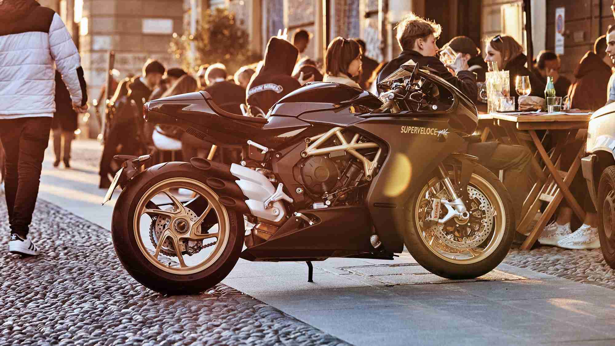 MV Agusta Superveloce 800 black HD wallpaper