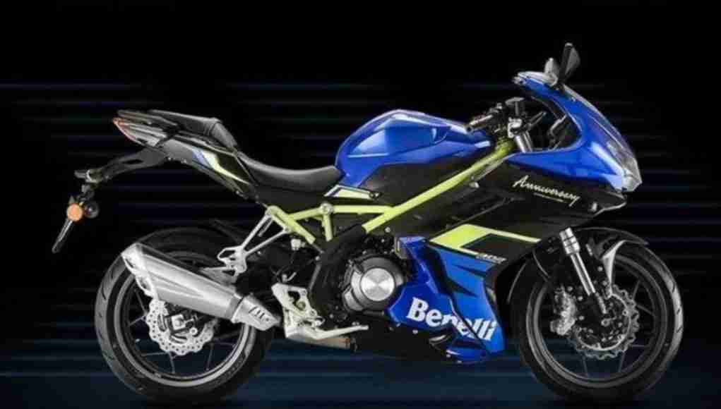2020 Benelli 302R