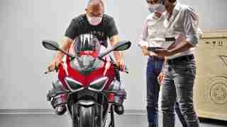 Filip Van Schil Ducati Superleggera V4 001