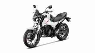 Hero Xtreme 160R front three quarter view