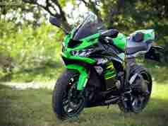 Kawasaki Ninja ZX-6R HD wallpapers
