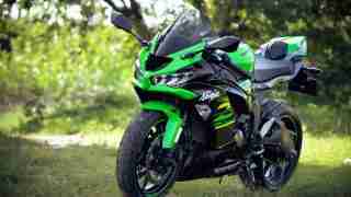 Kawasaki Ninja ZX-6R HD wallpapers