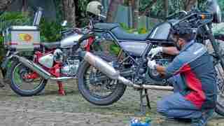 Royal Enfield begins Service on Wheels