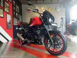Mojo 300 ABS BS6 Ruby Red colour option