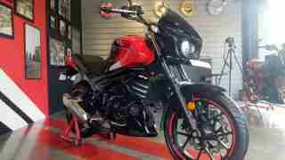 Mojo 300 ABS BS6 Ruby Red colour option
