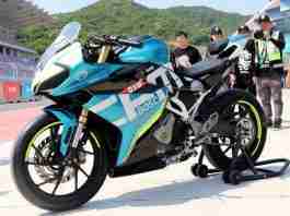 CFMoto 250 SR