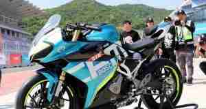 CFMoto 250 SR