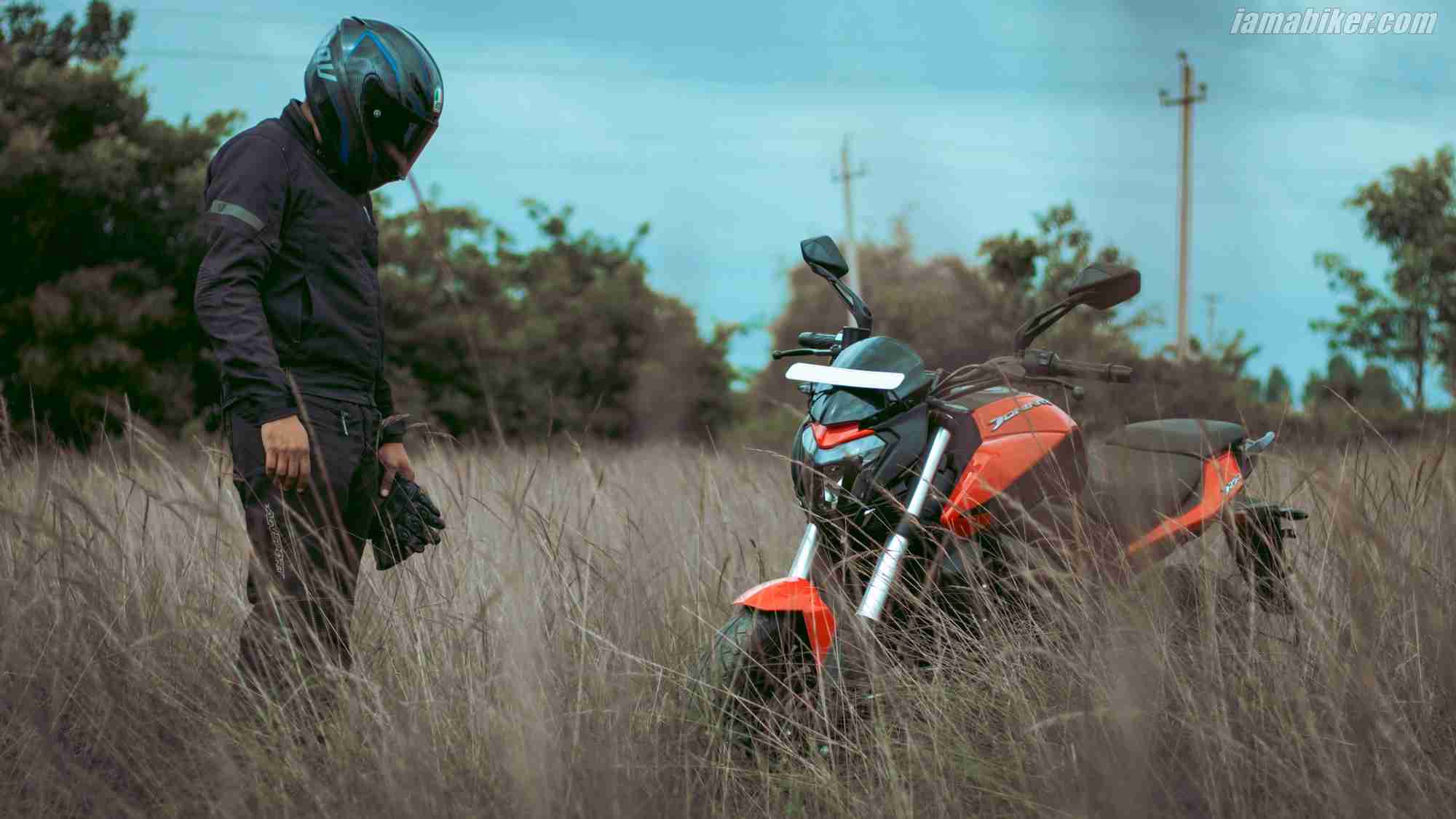 Bajaj Dominar 250 review
