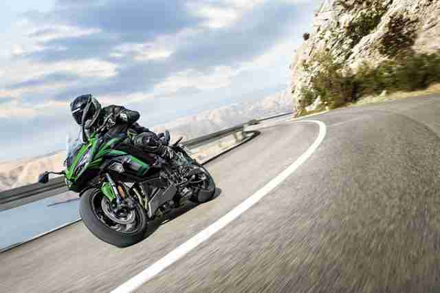 2021 Kawasaki Ninja 1000 SX New Emerald Blazing Green Colour