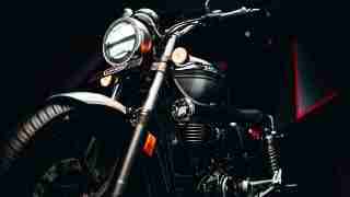 Honda CB 350 front view