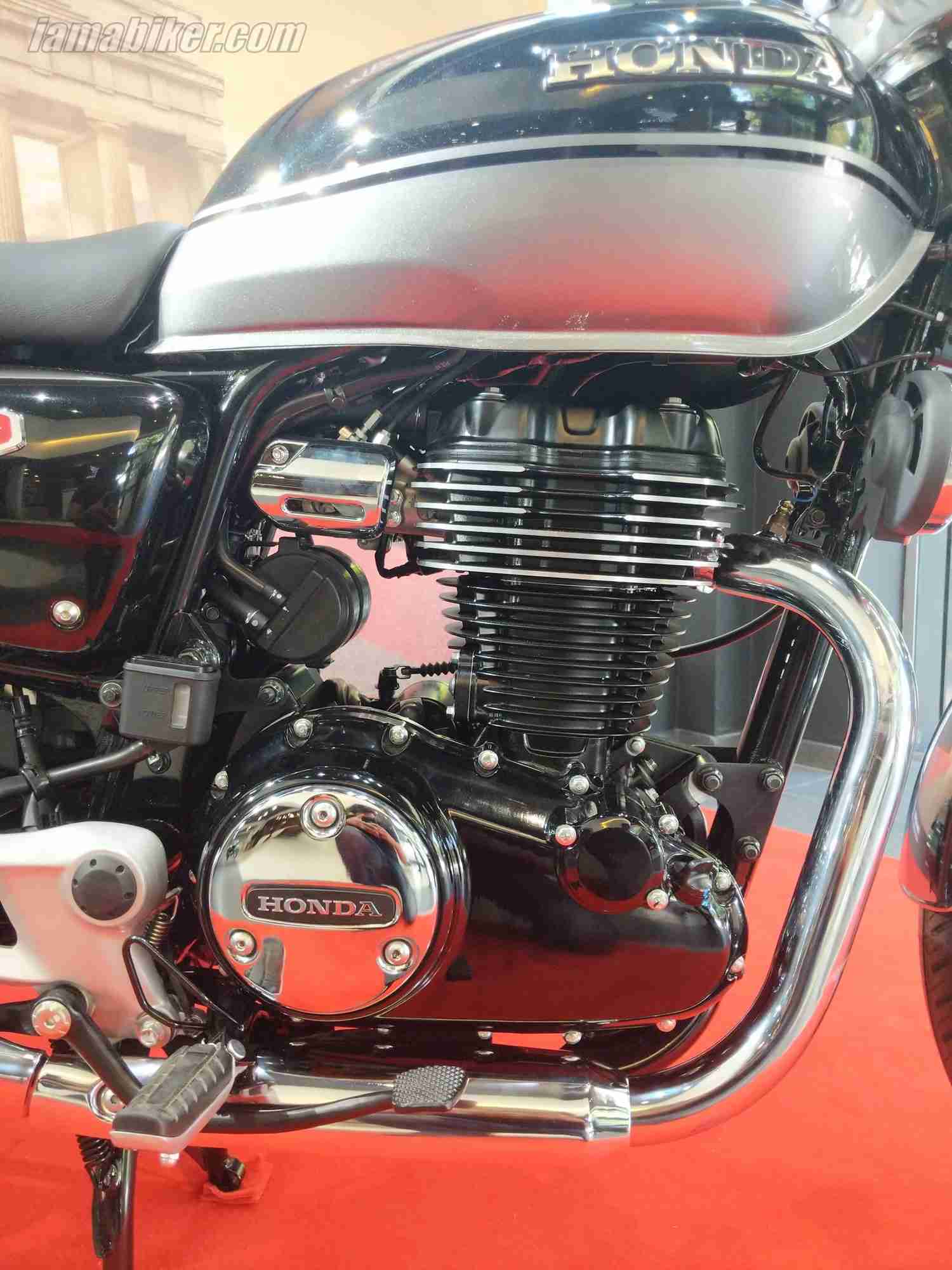 Honda H'ness CB 350 engine