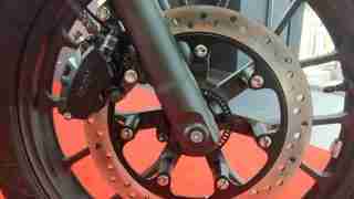 Honda H'ness CB 350 front disc