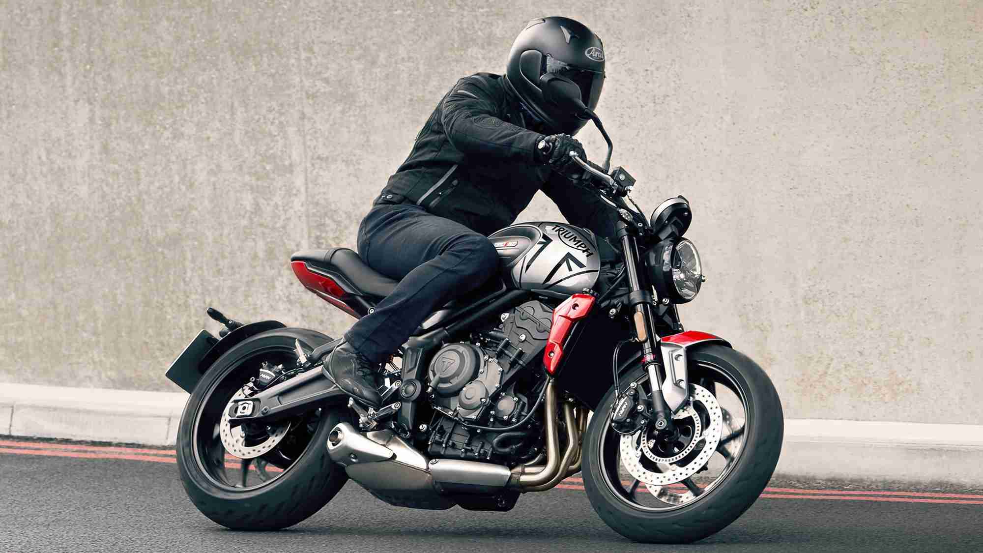 Triumph Trident 660