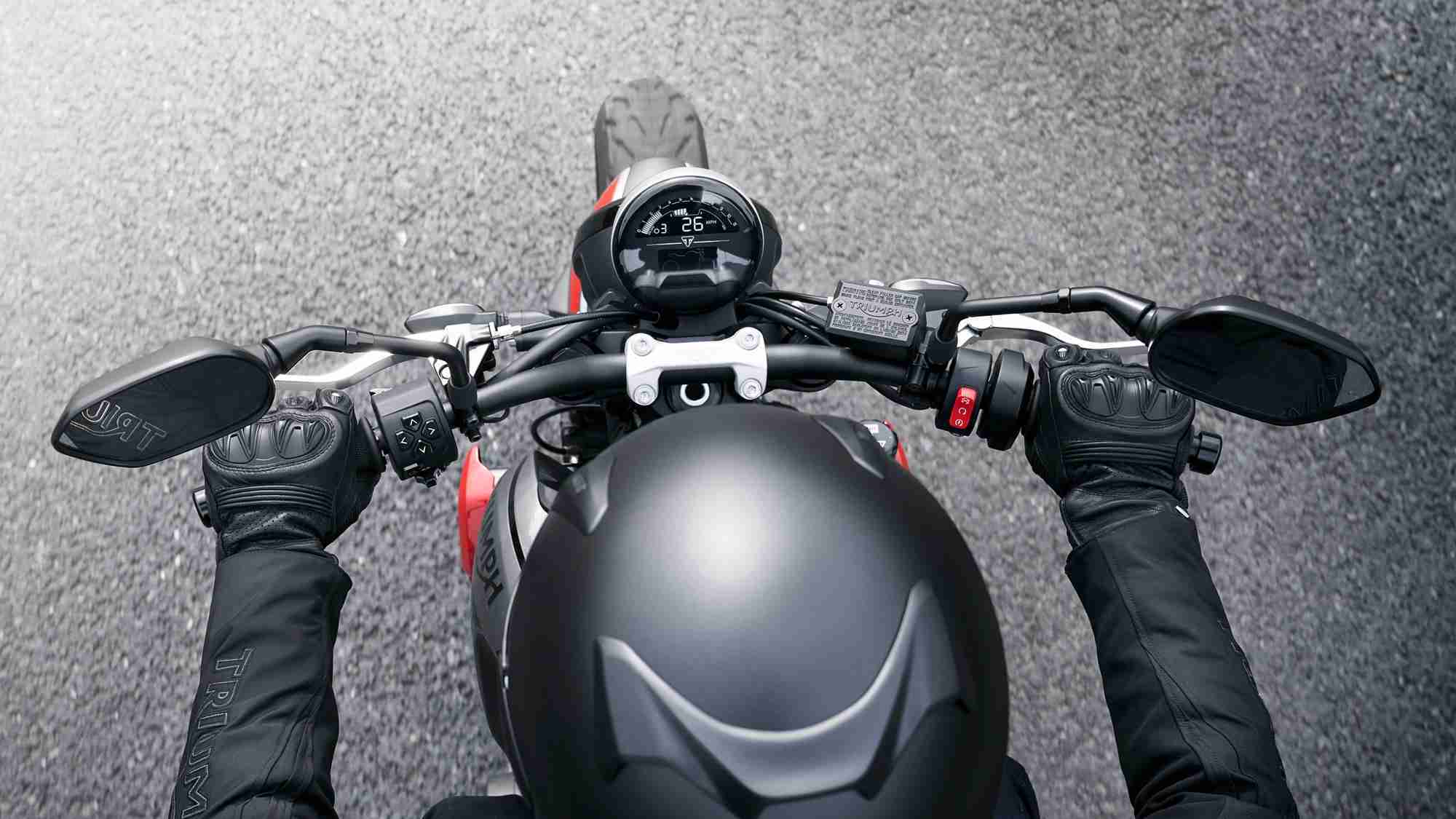Triumph Trident 660 display meter