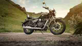 Royal Enfield Meteor 350 Stellar Black