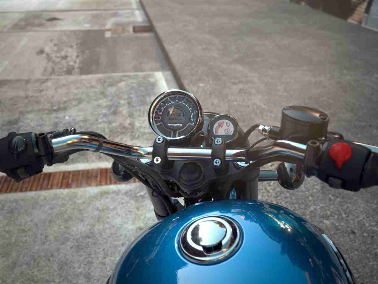 Royal Enfield Meteor 350 Tripper Navigation System