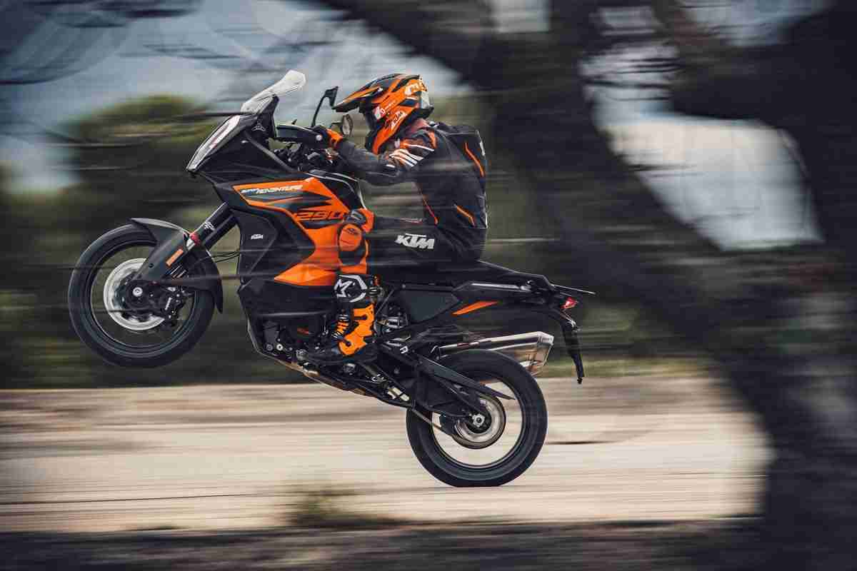 New KTM 1290 SUPER ADVENTURE S