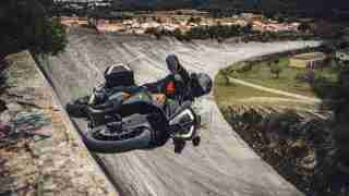 New KTM 1290 SUPER ADVENTURE S