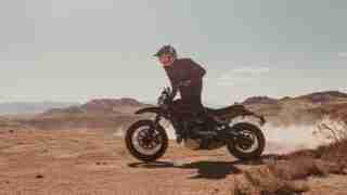 Ducati Scrambler Desert Sled Fasthouse limited edition