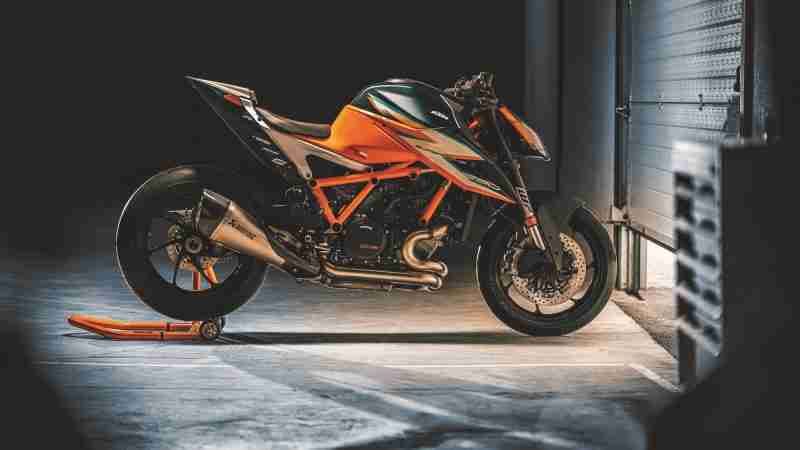 2021 KTM 1290 Super Duke RR HD wallpaper
