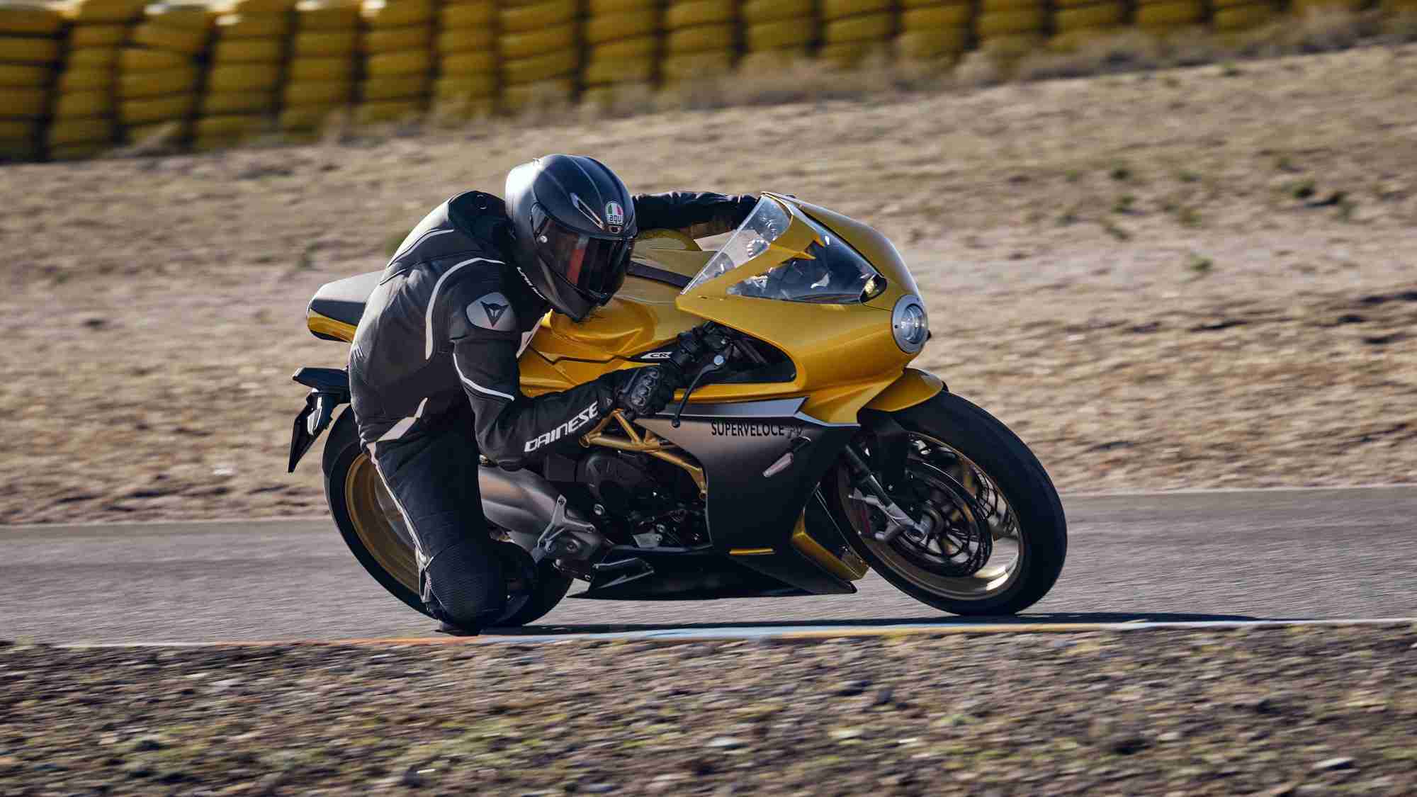 2021 MV Agusta Superveloce