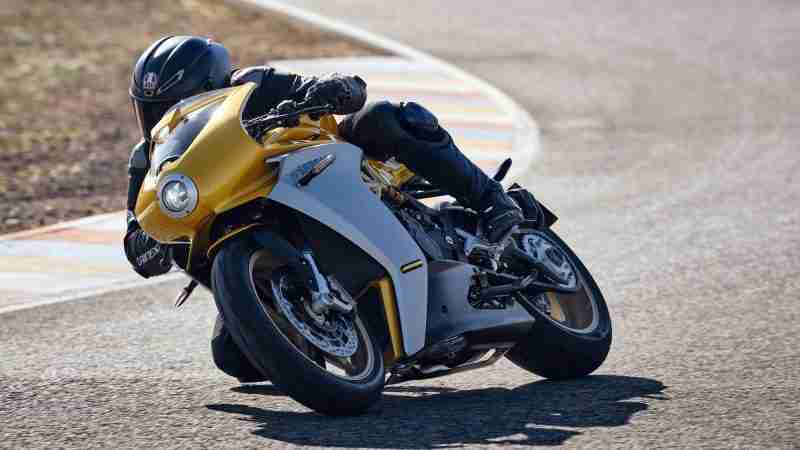 2021 MV Agusta Superveloce