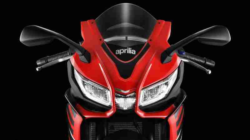 2021 Aprilia RS 125 headlight