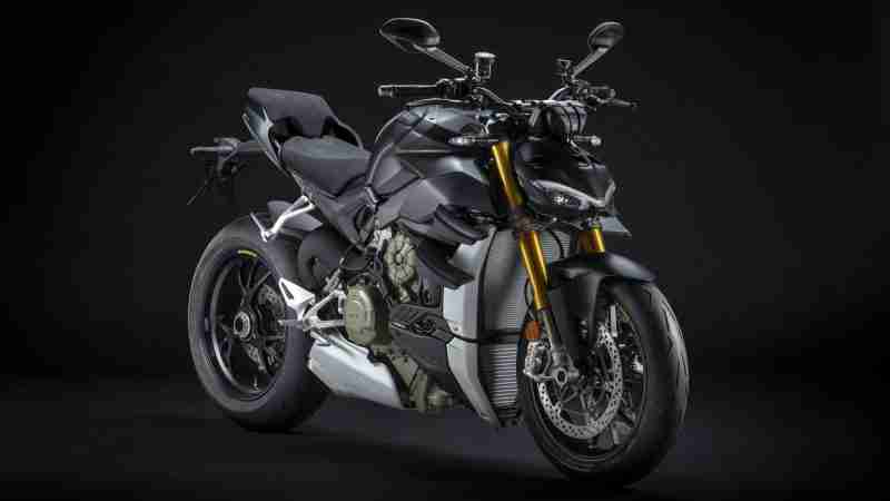 DUCATI STREETFIGHTER V4S in Black