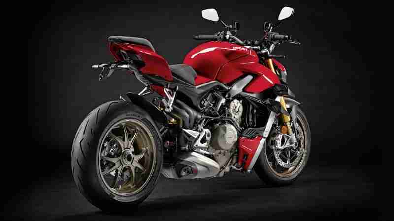 Ducati Streetfighter V4 back view