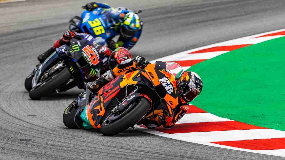 Miguel Oliveira takes MotoGP Catalunya win